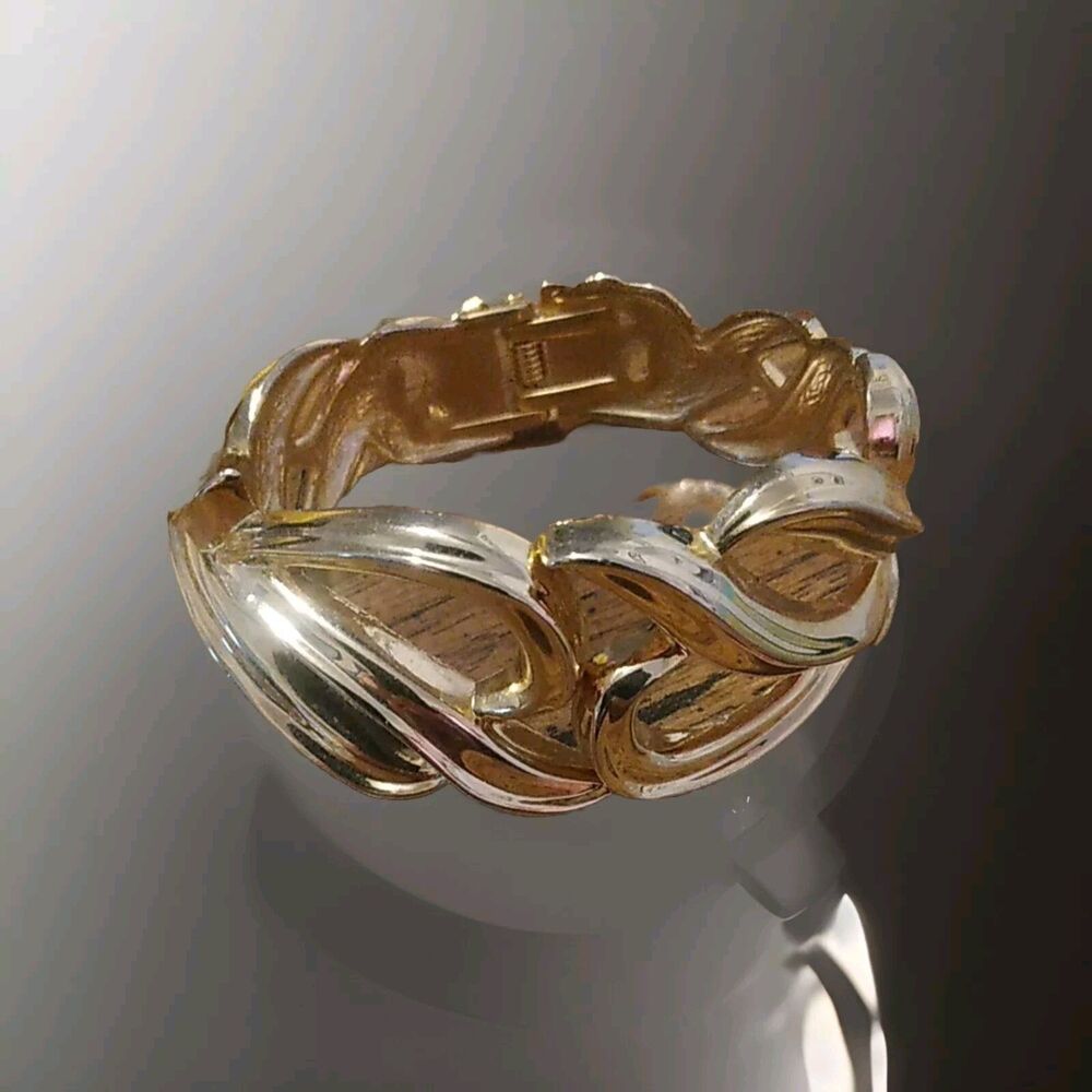 Beautiful Clamp Bracelet Gold Tone Openwork  2 1/2" Across